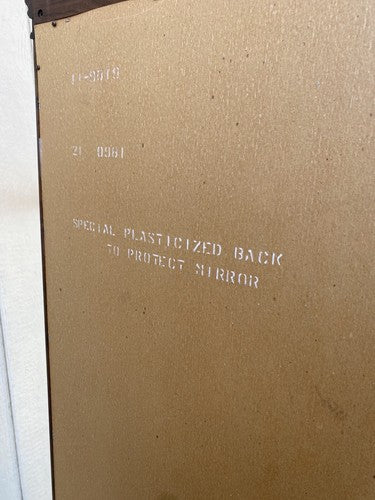 BN 03: Curio China cabinet