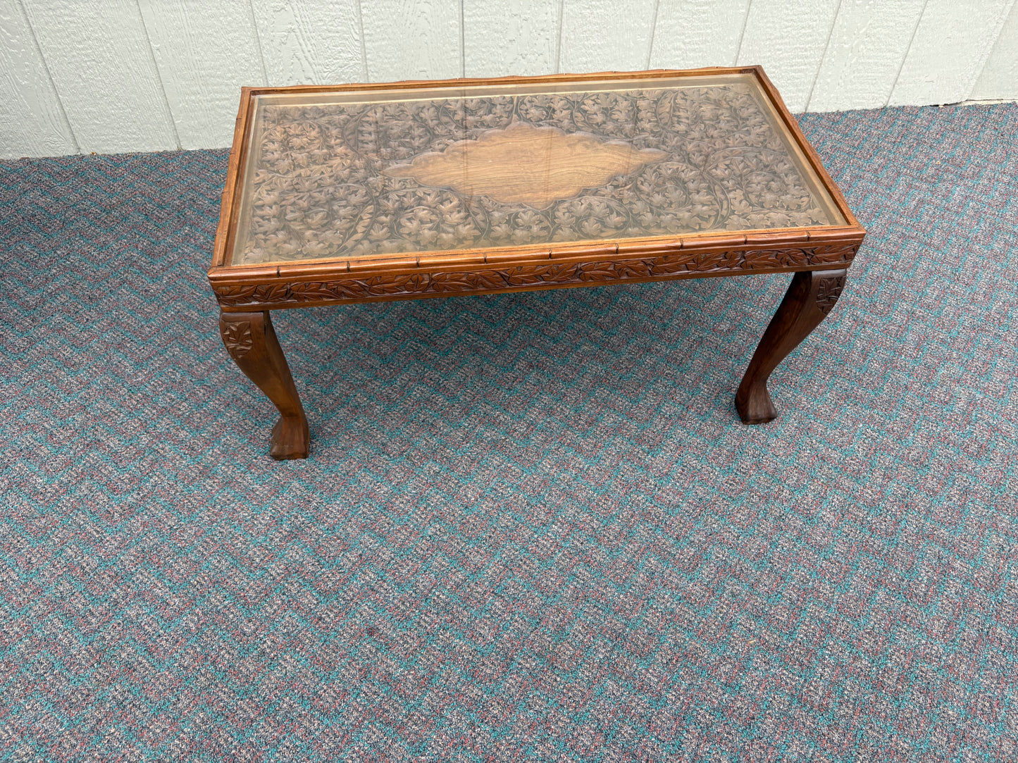 67733 Hand-Carved Coffee Table with Glass Top and Floral Design