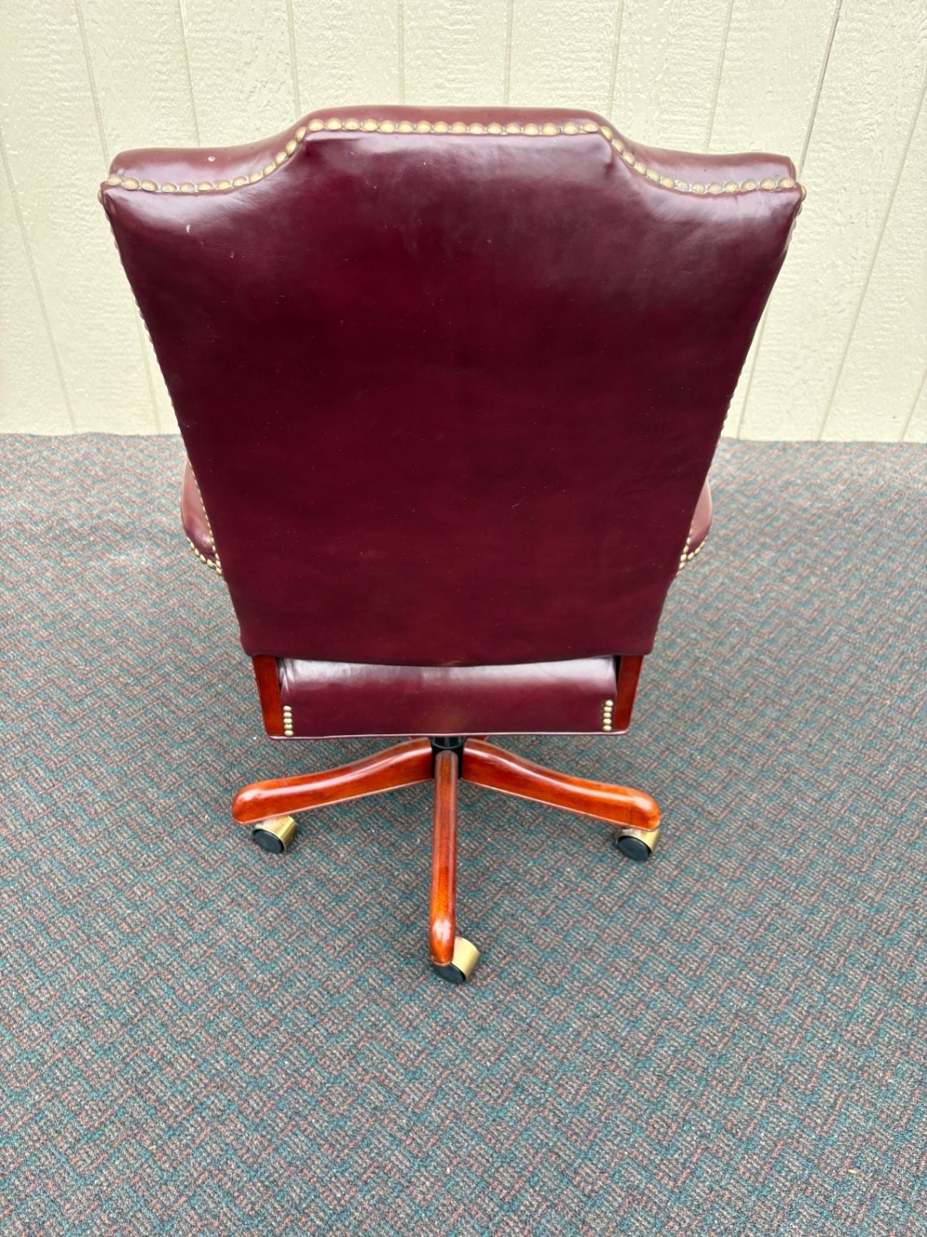 67507 Fairfield Leather Swivel Office Chair with Nailhead Trim