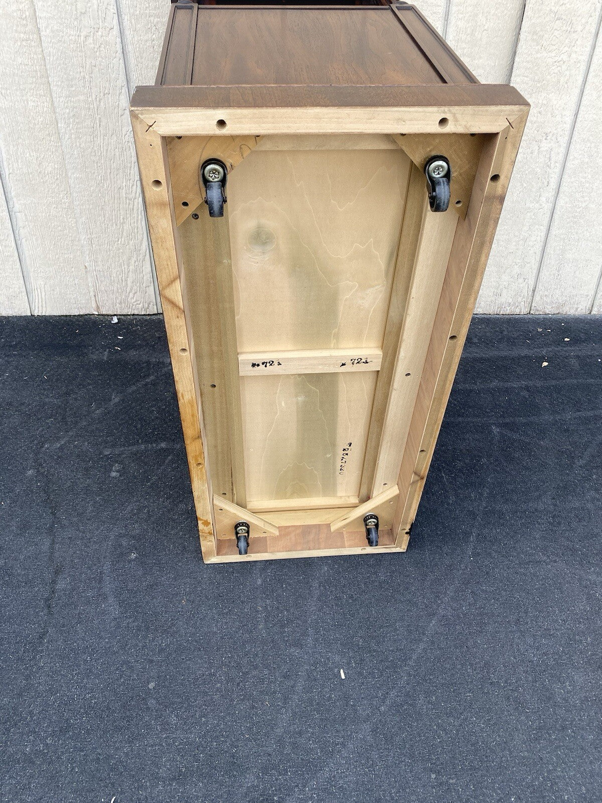 65704 Quality Mahogany Flip Top Bar Cart Server Cabinet