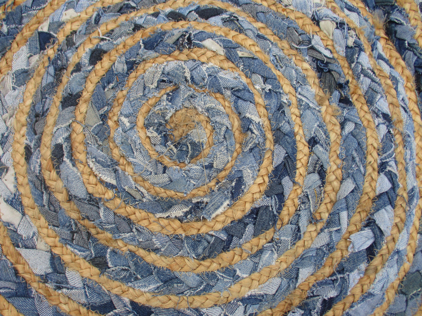 RUG 04: Round Hand Made Blue Rug Size 8' 2 " wide