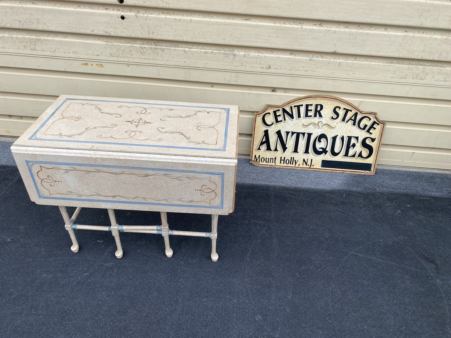 66040 Hand Painted Drop Leaf Coffee / End Table Stand