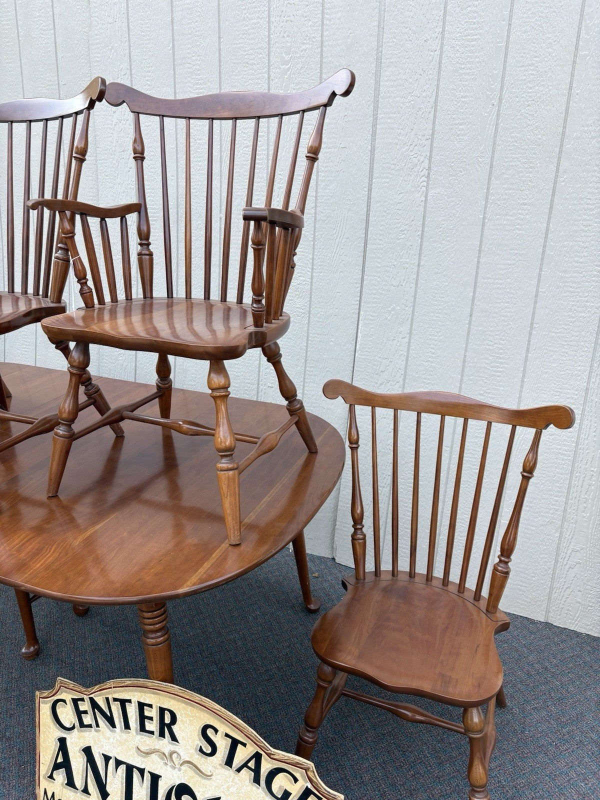 64226 Thomasville Cherry Dining Table w/ leaf + 6 Chair s