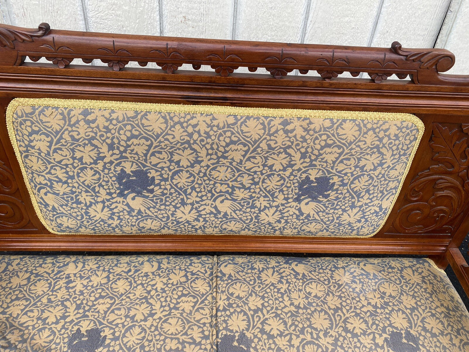 65227 Antique Eastlake Victorian Loveseat Sofa