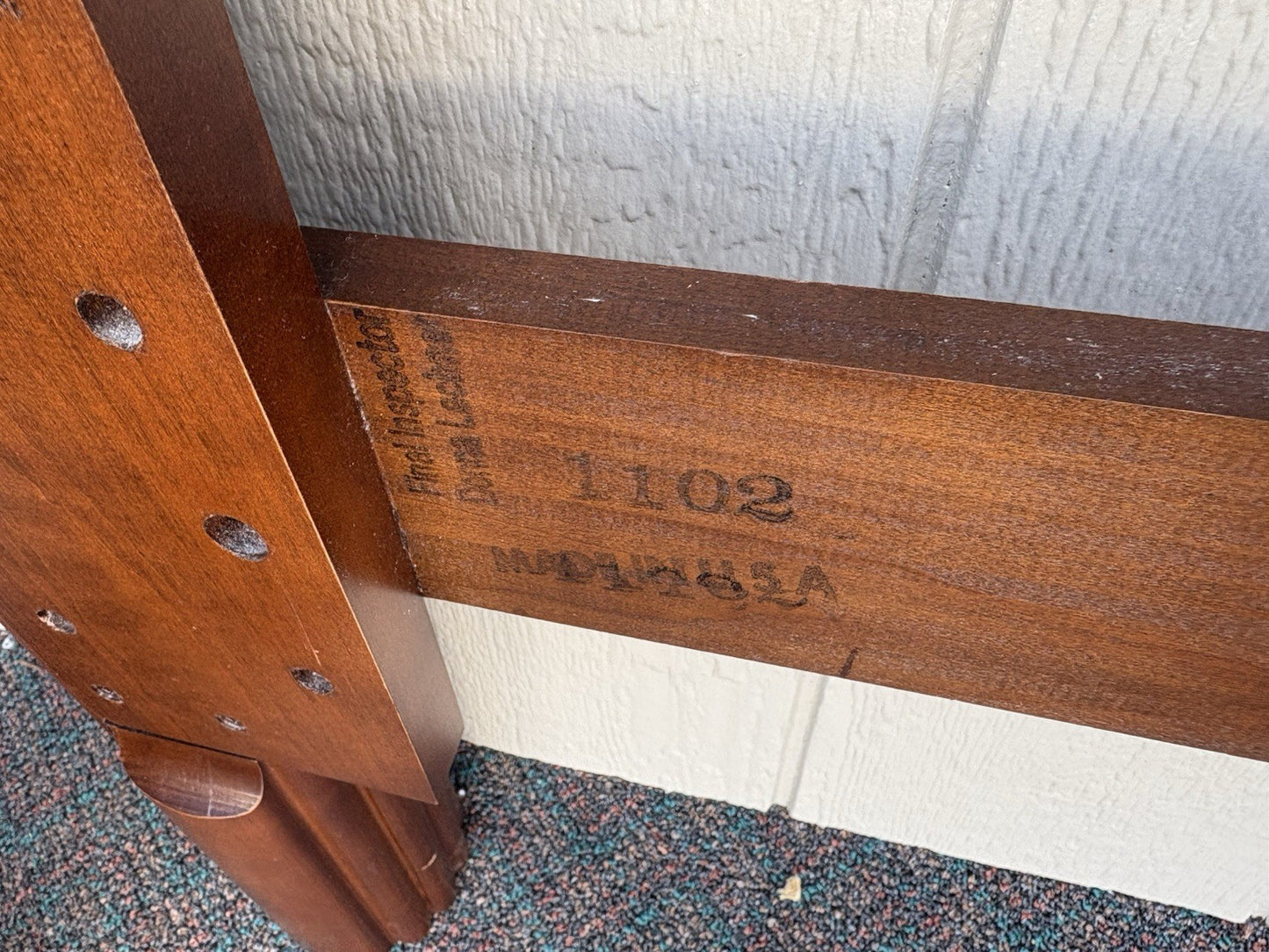 67025 KIMBALL Furniture Bedroom Set High, Low w/ Mirror. Queen Bed 2 Nightstands