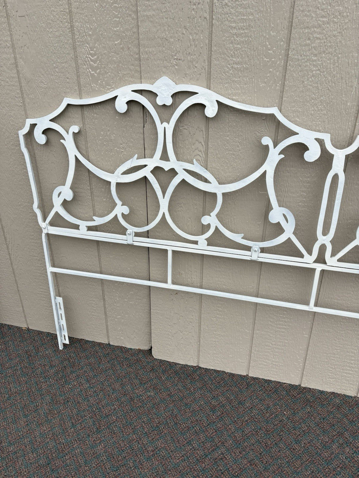 67185 KING Size Metal Decorator Headboard Bed