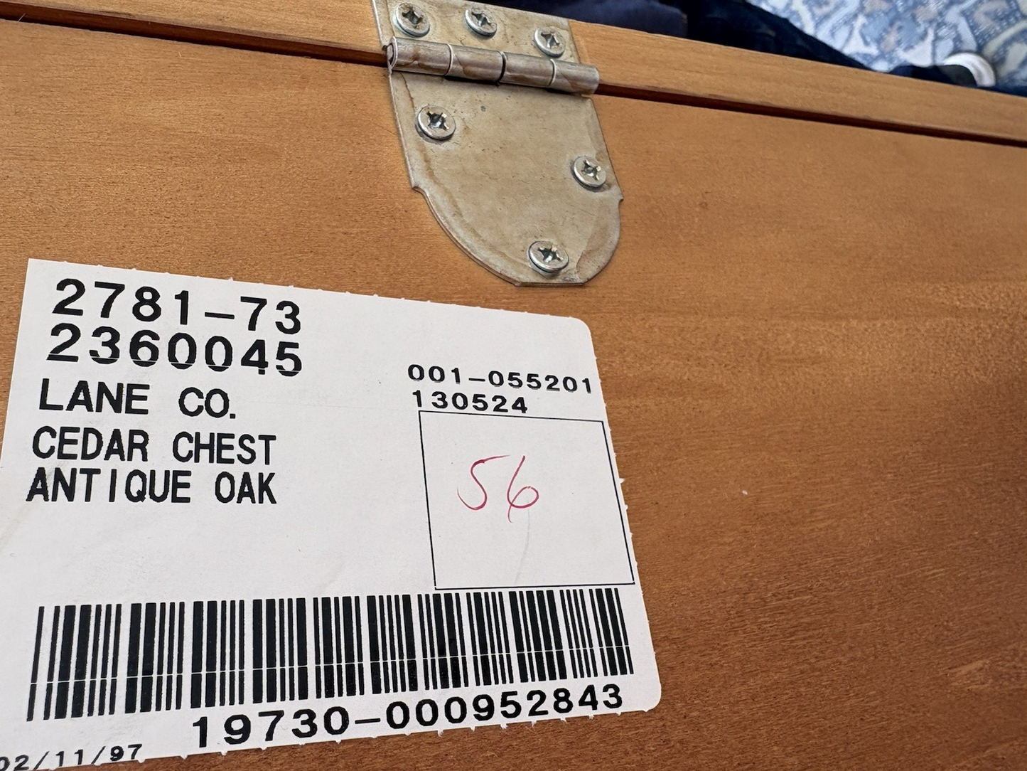 66663 Oak Dovetailed Blanket Storage Chest