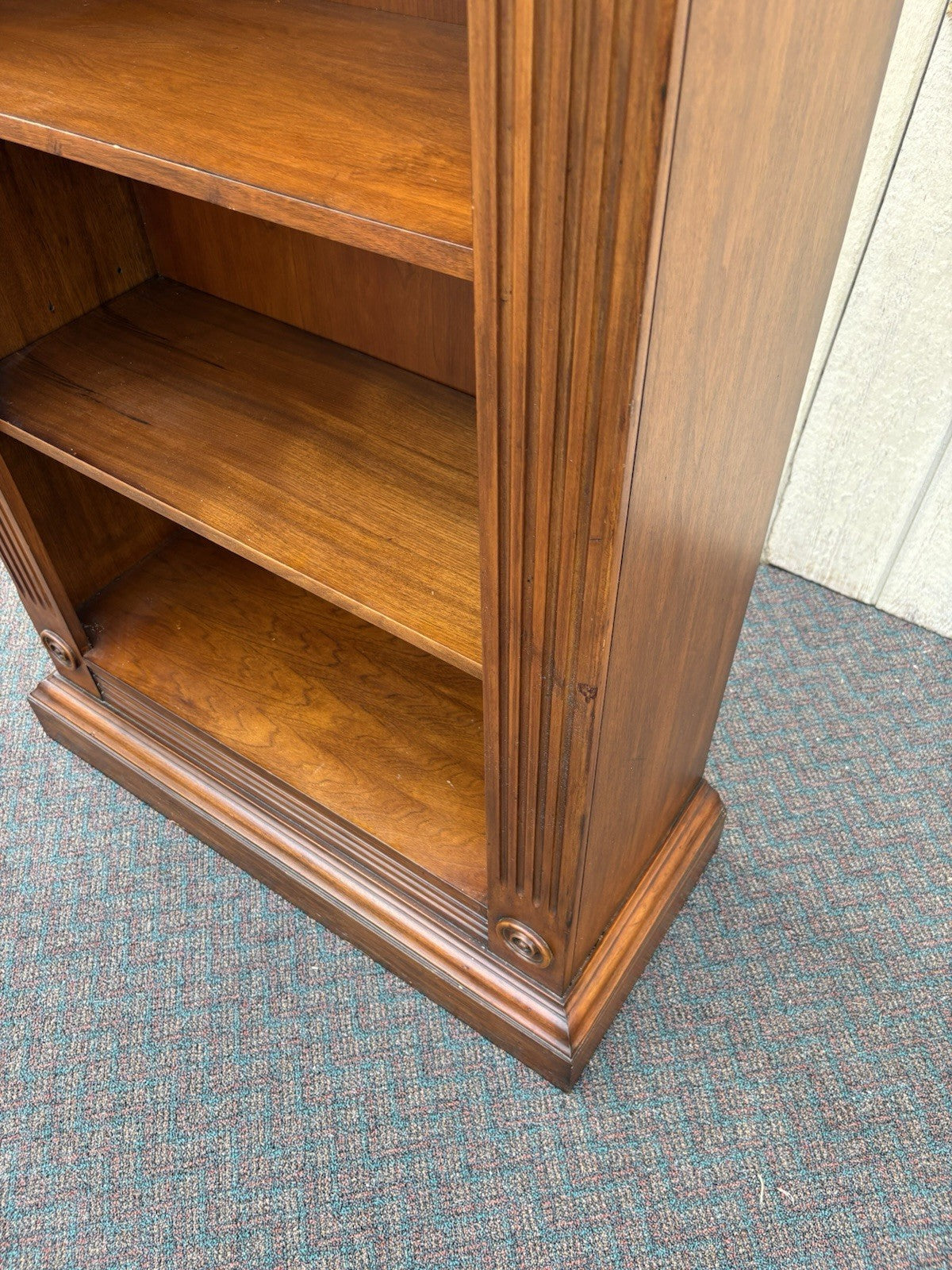 66911 Mahogany DOMAIN HOME FASHIONS Open Bookcase Curio Cabinet