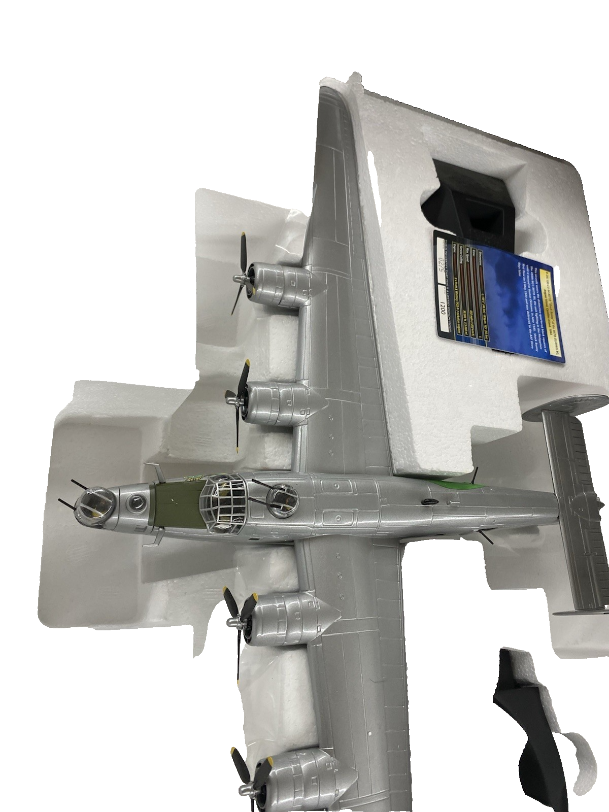 ES 231: Corgi B24 J Liberator Dragon and his tail diecast Airplane AA34001