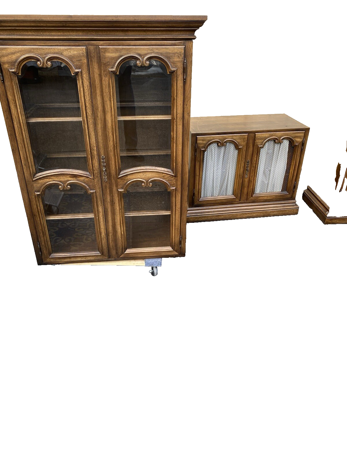 66198 BERNHARDT HIBRITEN 3 Section Wall Unit Bookcase Curio Cabinet