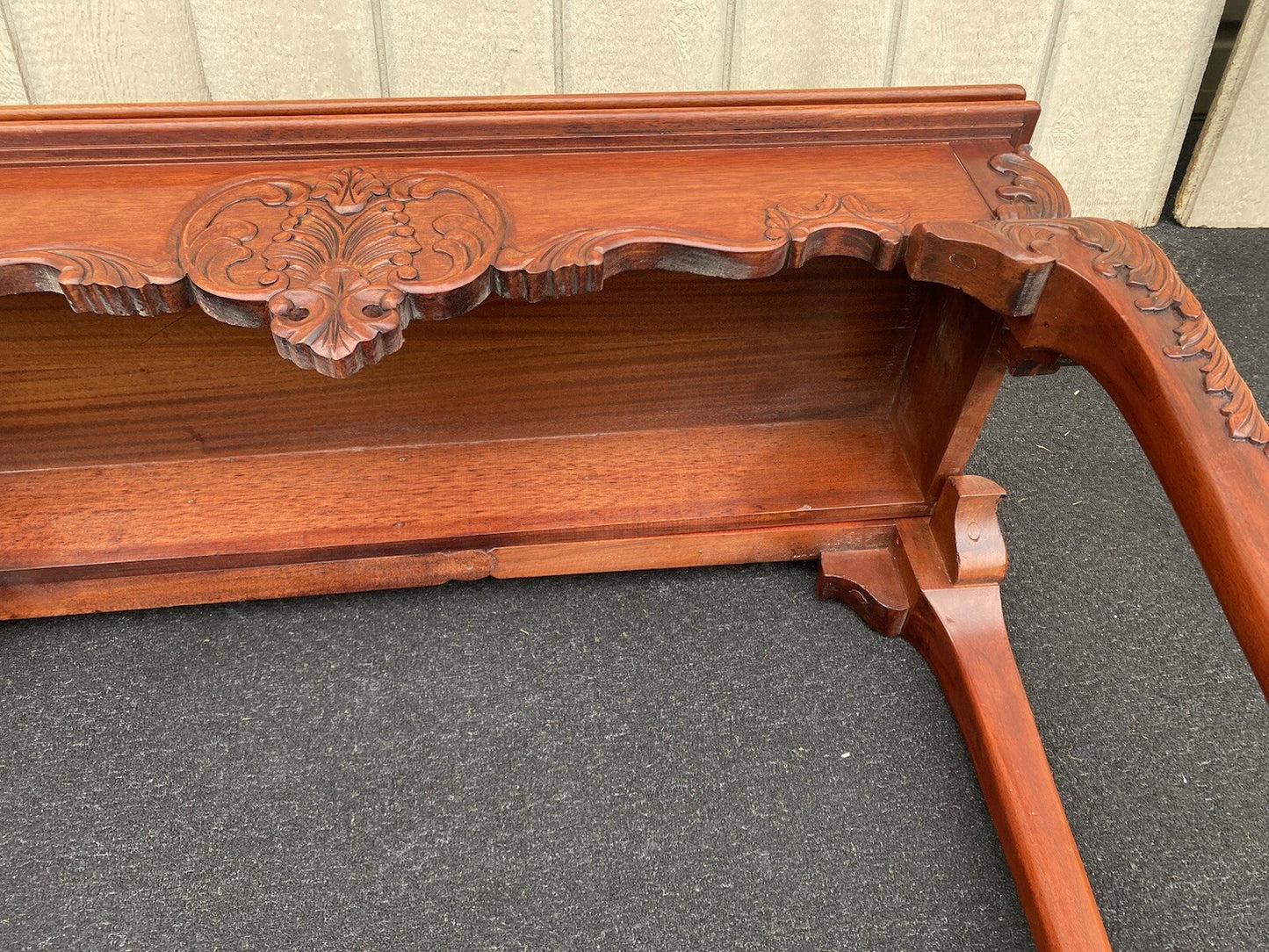 64531 Banded Mahogany Ball And Claw Foot Carved Flip Top Game ? Dining Table