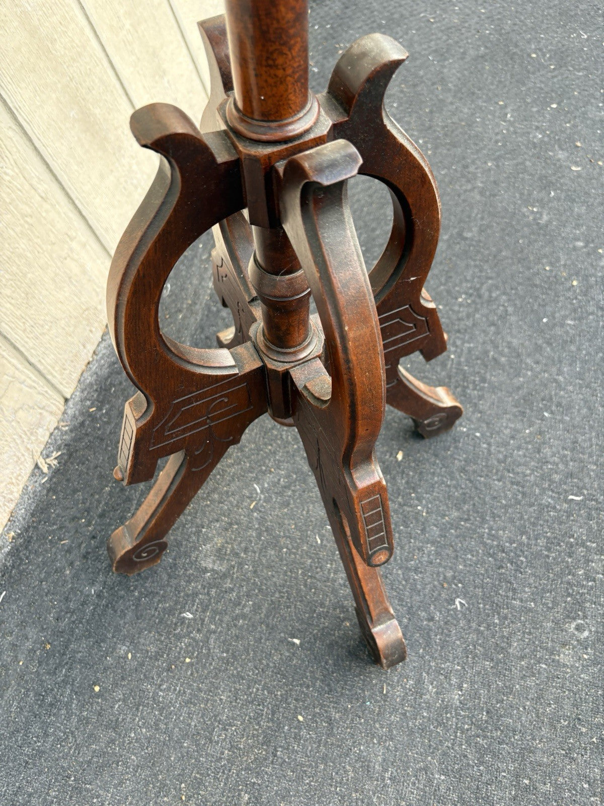 66665 Antique Victorian Marble Top Lamp Table