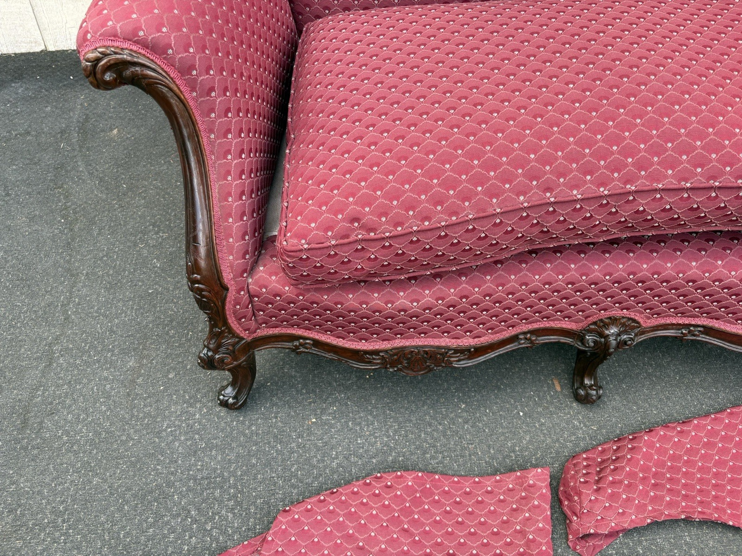 66703 Antique CUSTOM CRAFTED Louis XV Loveseat Sofa Couch Settee