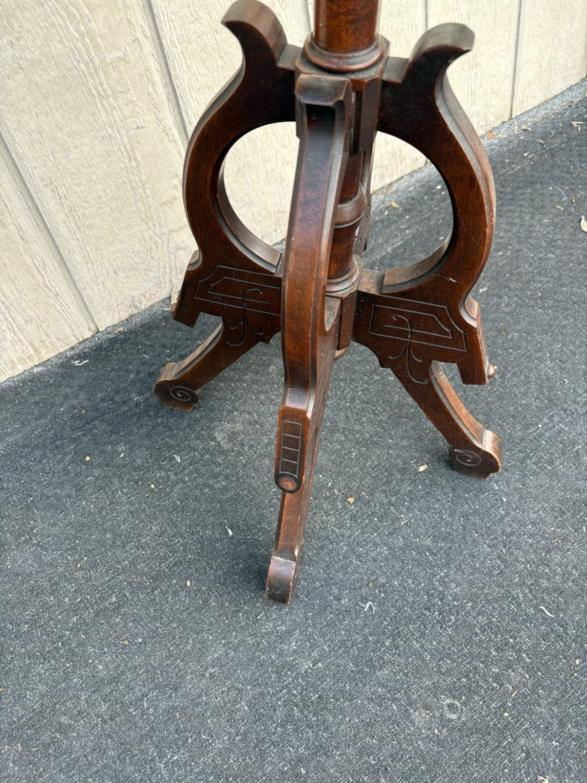 66665 Antique Victorian Marble Top Lamp Table