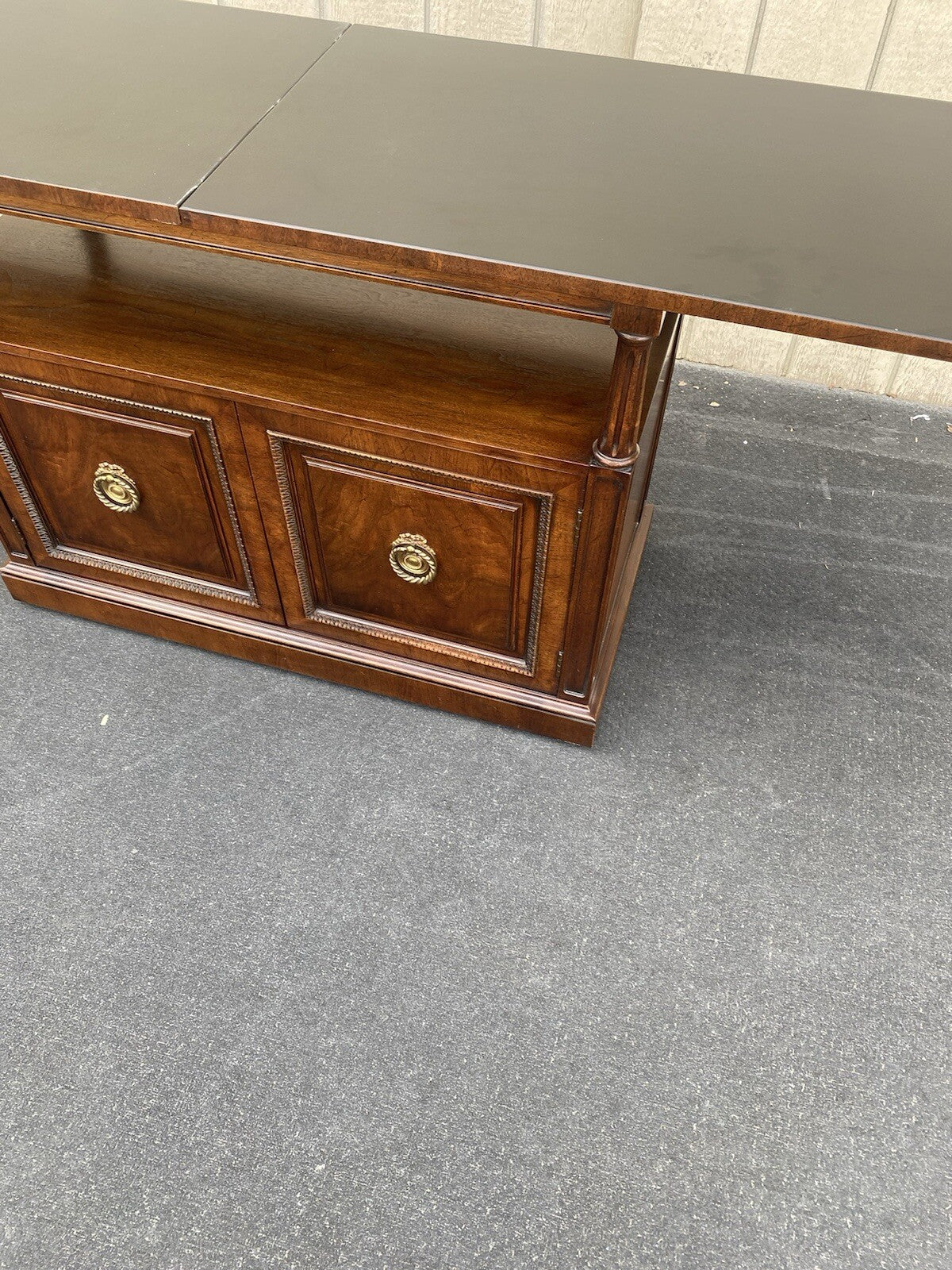 65704 Quality Mahogany Flip Top Bar Cart Server Cabinet