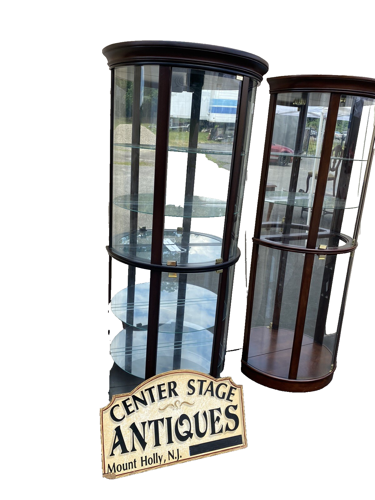 65533 MERIDAN Furnitute Bow Glass Curio Cabinet w/ Plate Glass Shelves