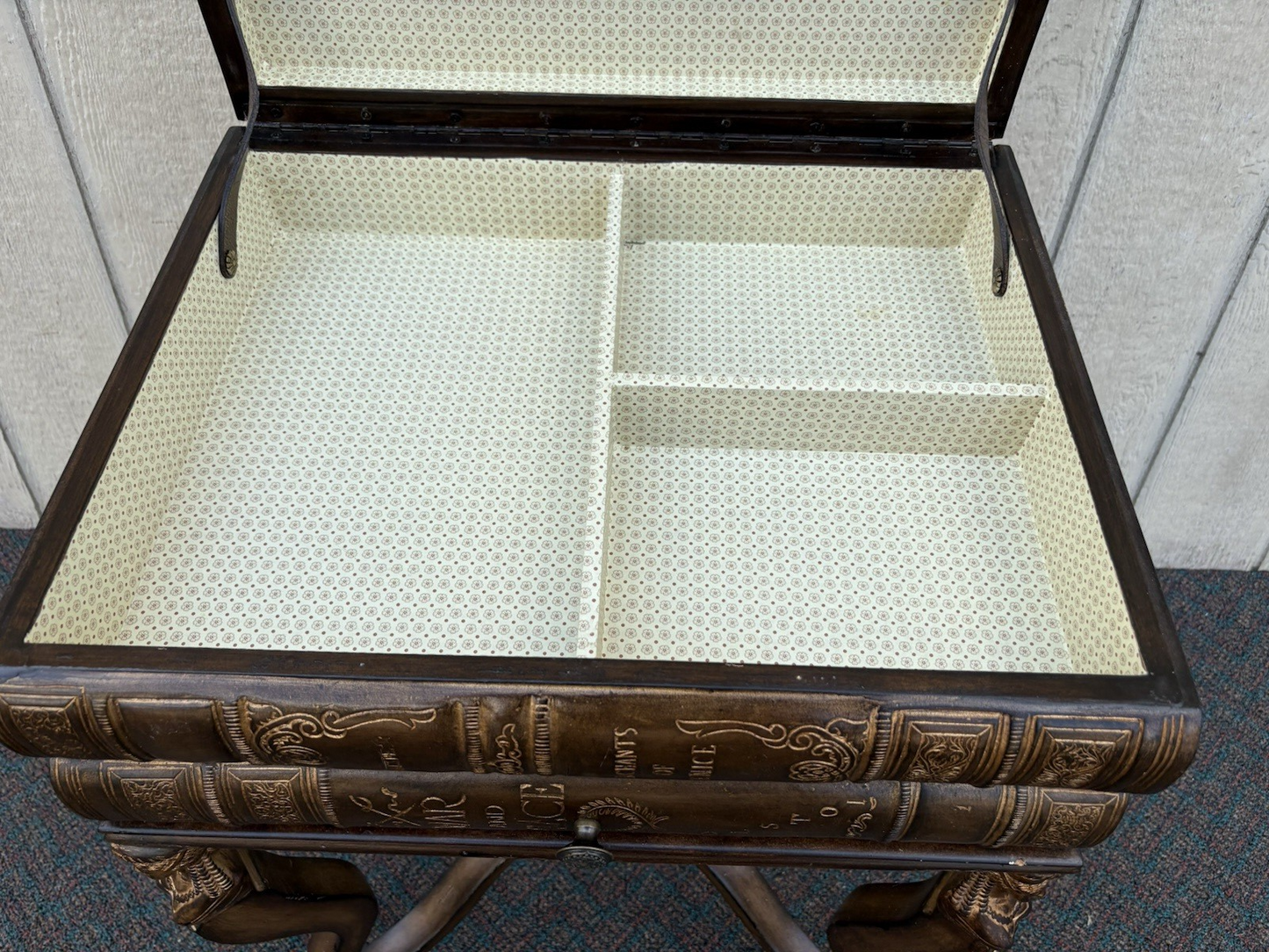 66913 MAITLAND SMITH ?? Book Lamp Table Stand
