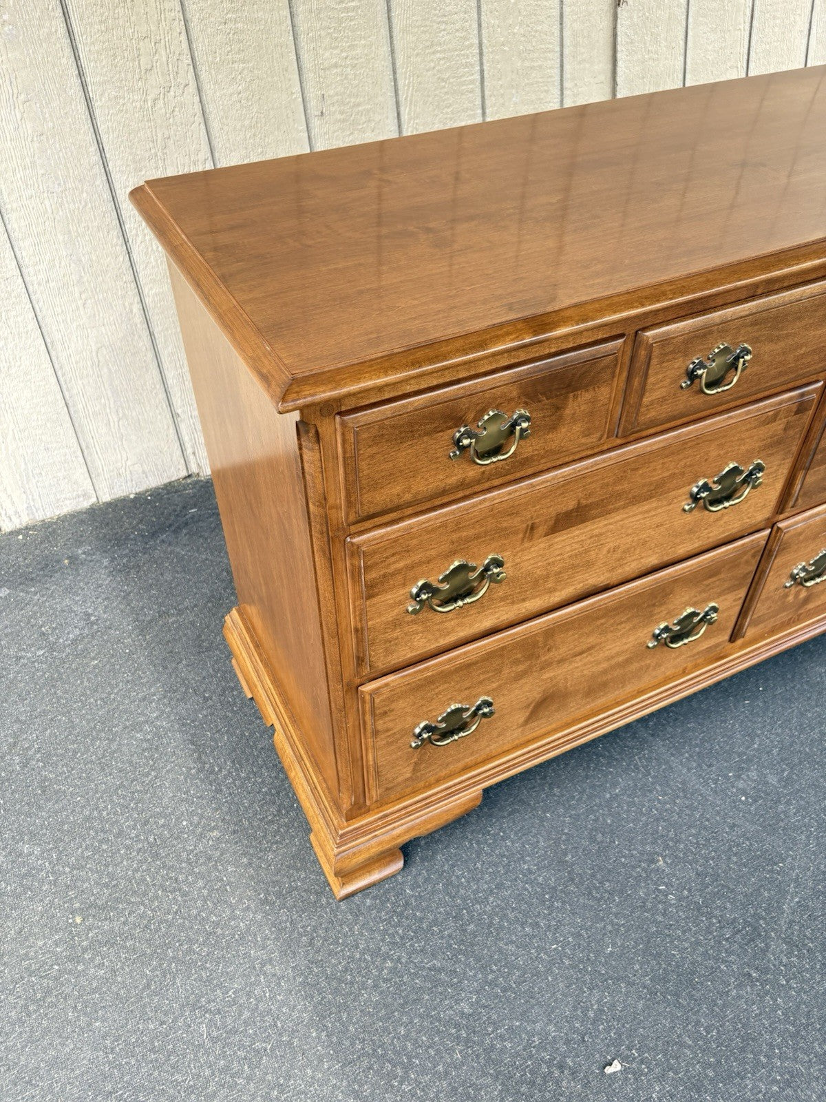 66811 ETHAN ALLEN Maple 7 Drawer Dresser Chest