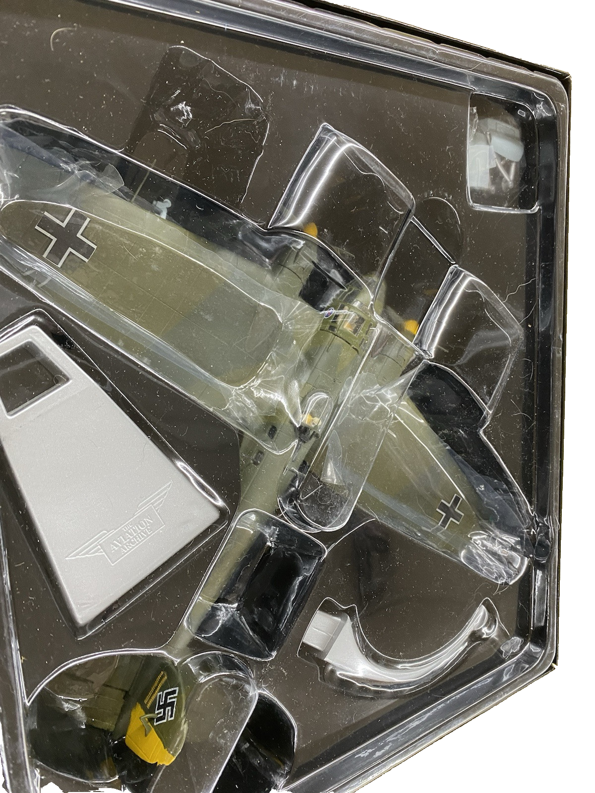 ES 202: Corgi Aviation Limited edition AA33711 Diecast Airplane