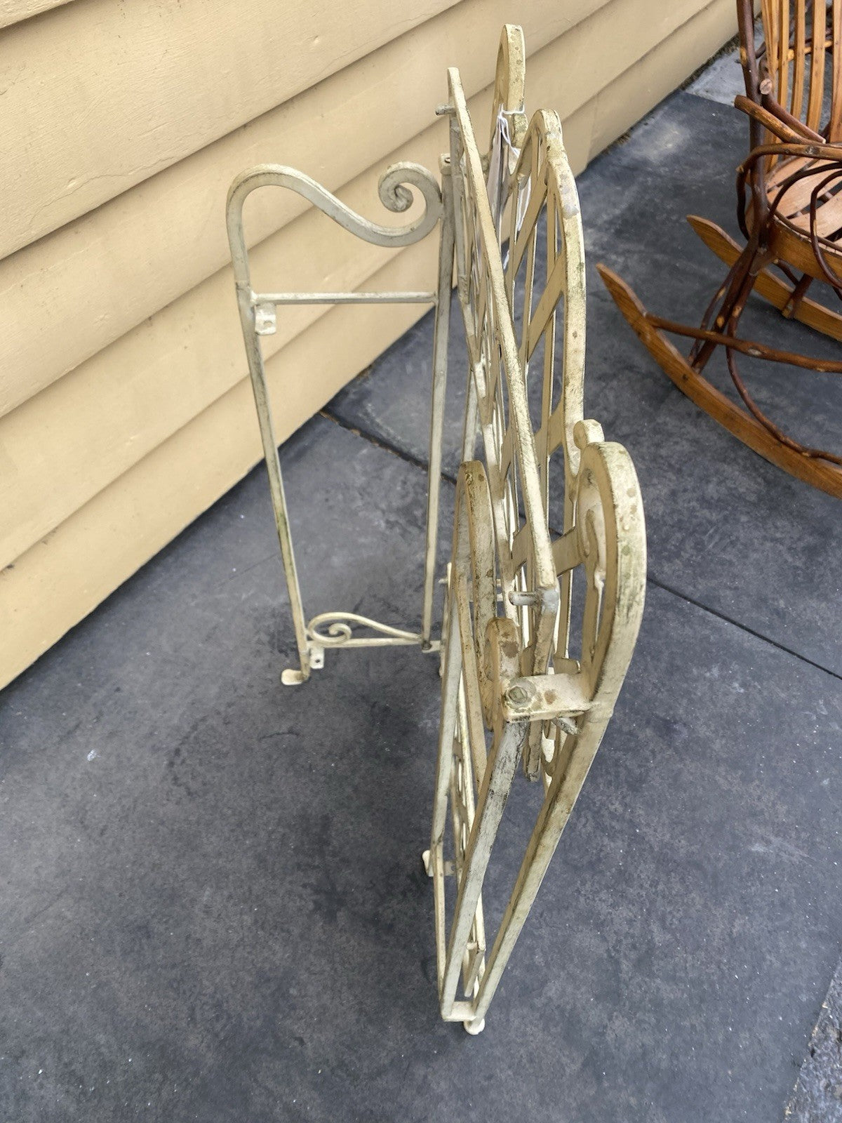 66414 Quality Iron Fold Up Bookcase Curio Plant Shelf
