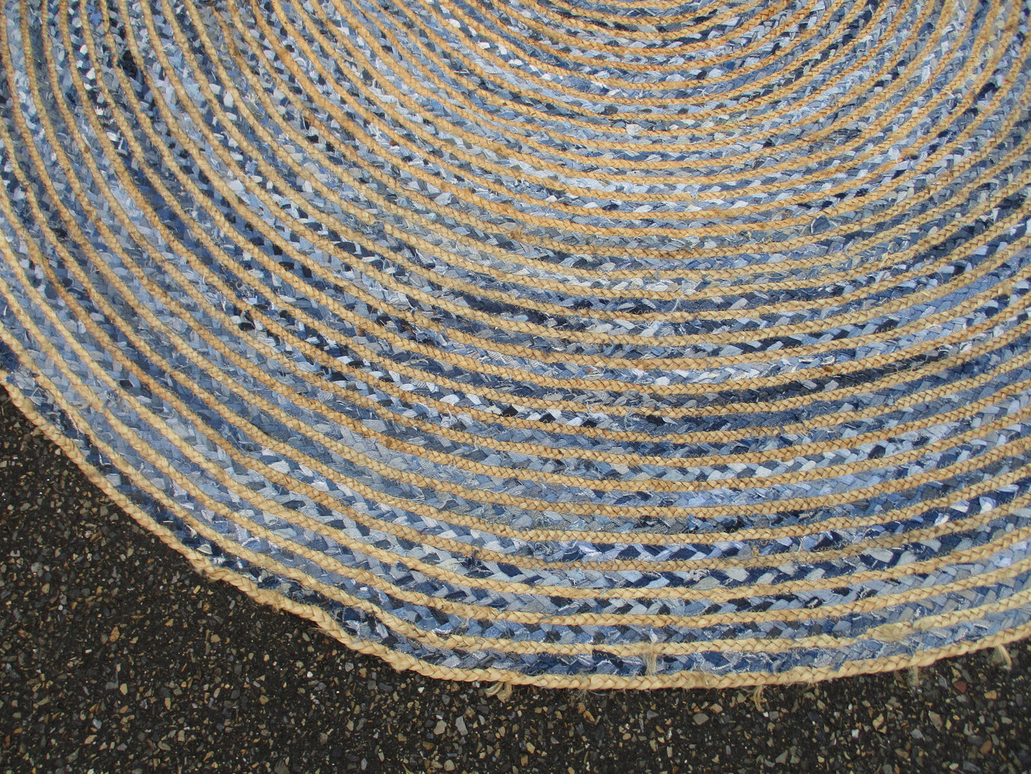 RUG 04: Round Hand Made Blue Rug Size 8' 2 " wide