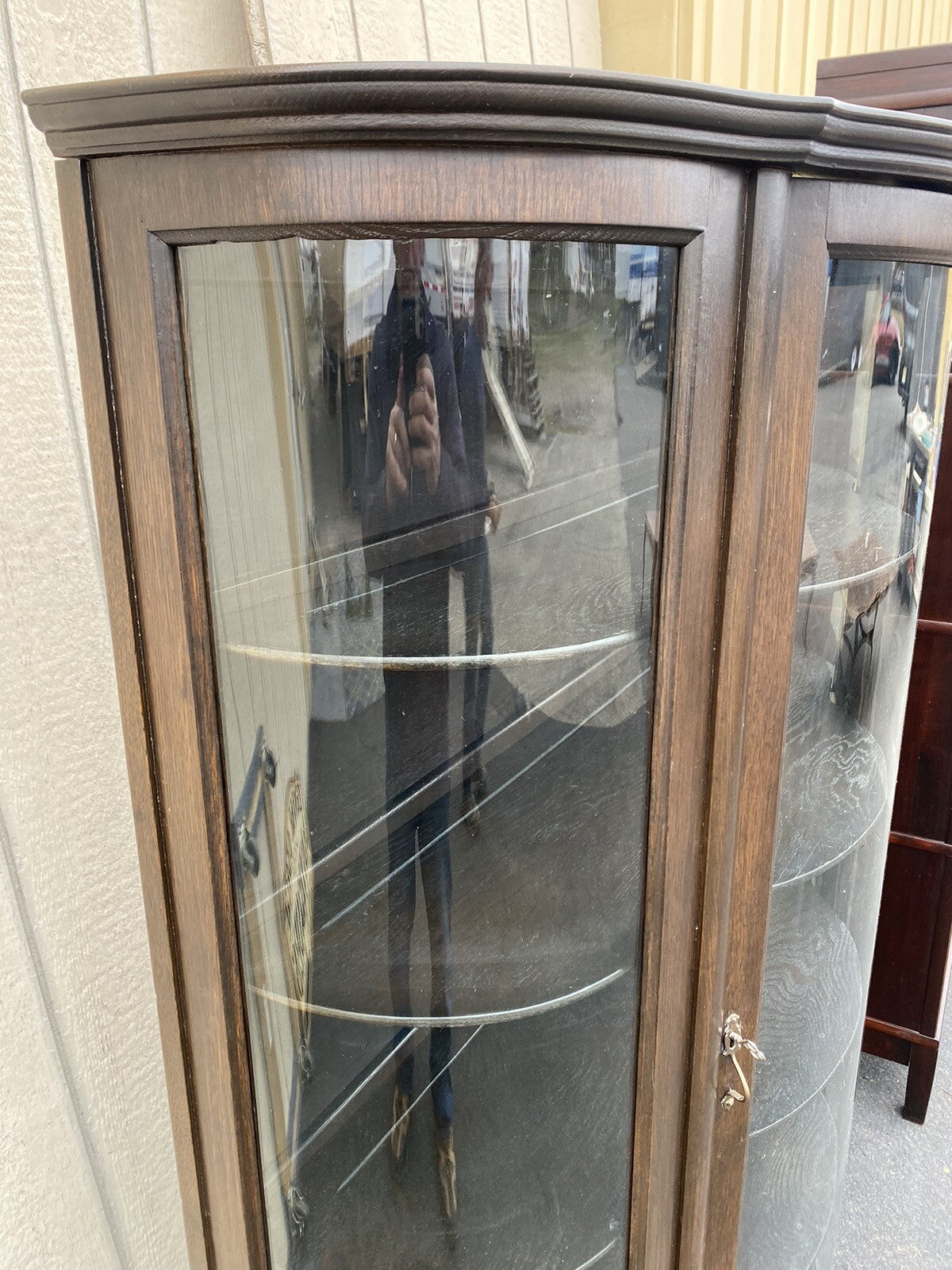 65261 Oak Victorian Bow Glass China Cabinet Curio