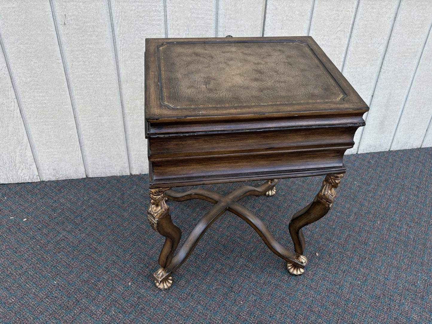66913 MAITLAND SMITH ?? Book Lamp Table Stand
