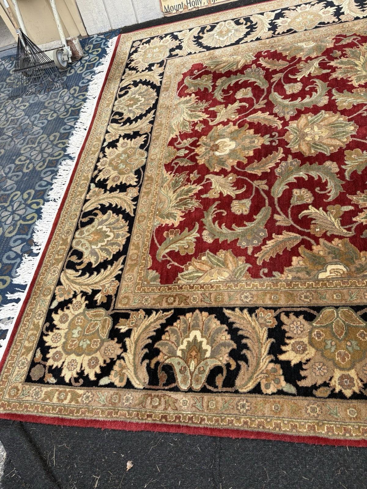 00001 Large Machine Made Oriental Wool Rug Carpet