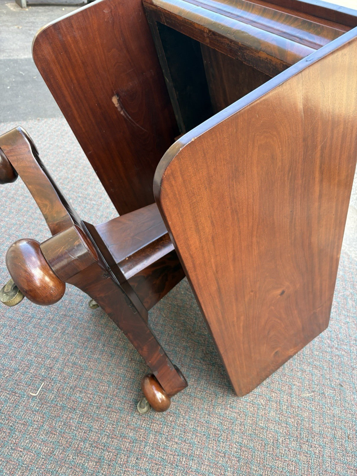 66965 Antique Empire Mahogany Dropleaf Dining Table