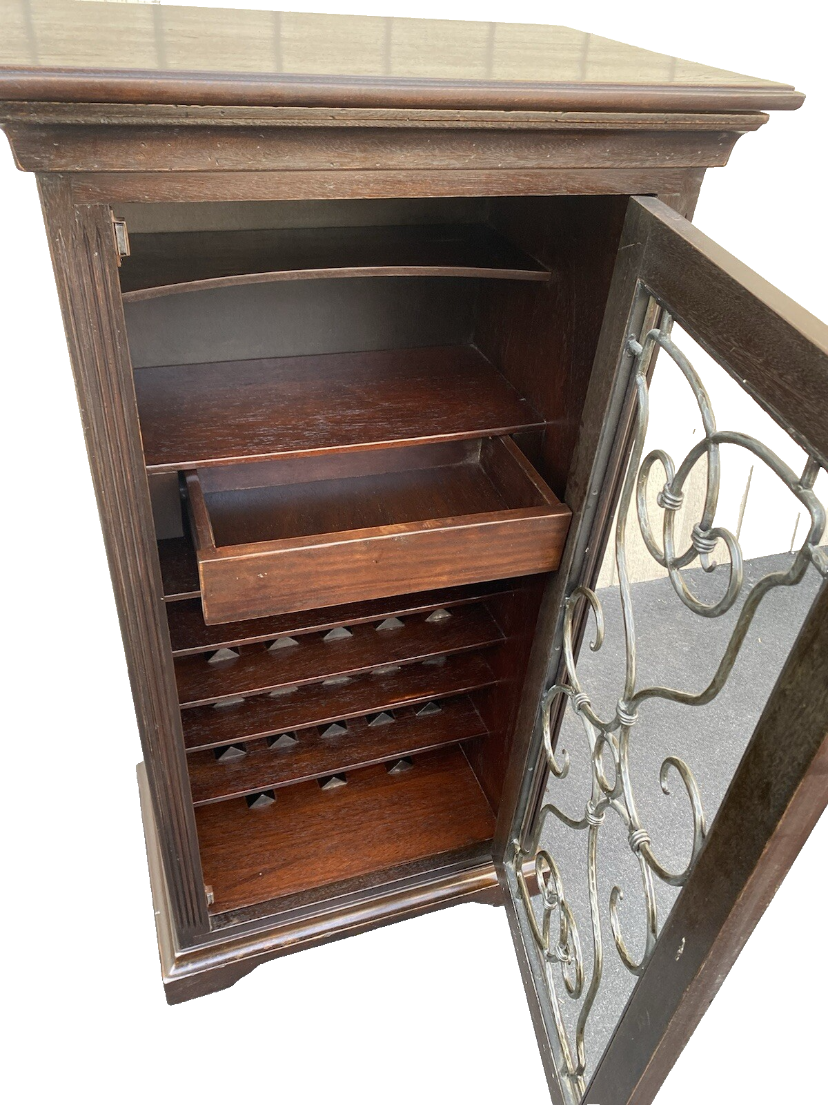 65899 SOUTH CONE Liqour Wine Cabinet Storage Chest