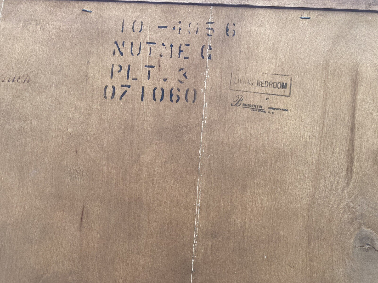 66124 ETHAN ALLEN Desk w/ Bookcase Top