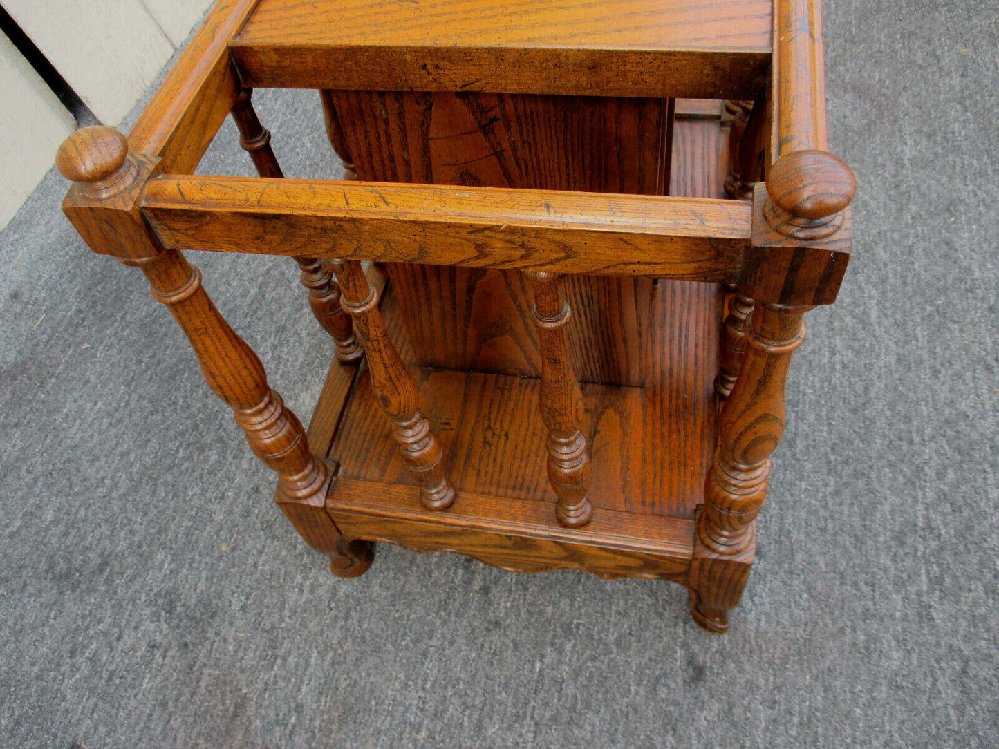 62977 Quality Oak Magazine Rack Holder Stand