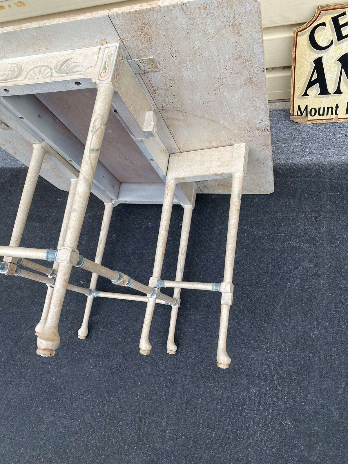 66040 Hand Painted Drop Leaf Coffee / End Table Stand