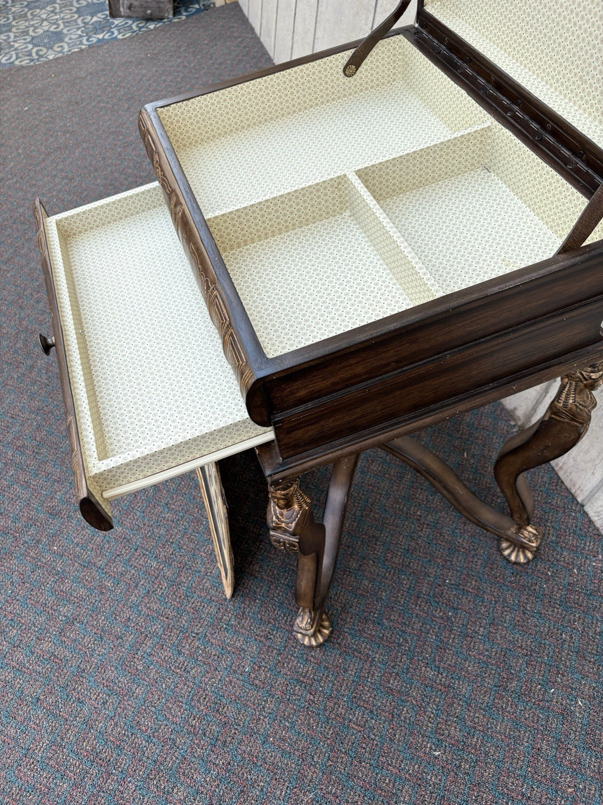 66913 MAITLAND SMITH ?? Book Lamp Table Stand