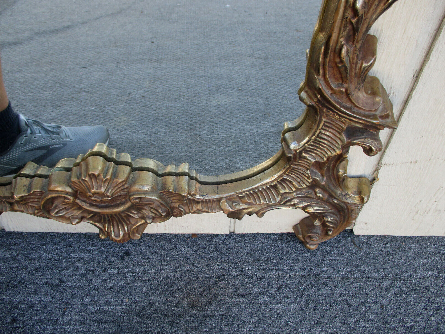 62412 Large Fancy Decorator Mirror with Dragon Bird Figure