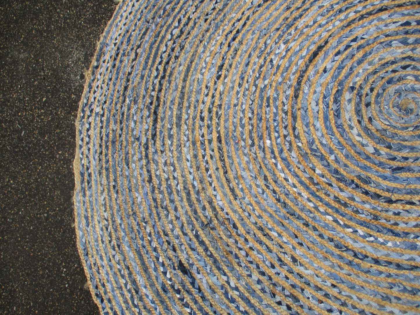 RUG 04: Round Hand Made Blue Rug Size 8' 2 " wide