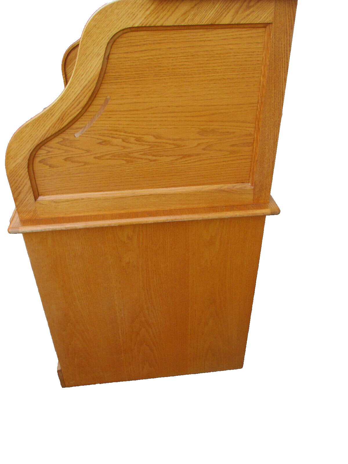 62628 WINNERS ONLY Oak Roll Top Desk w/ Swivel Office Chair