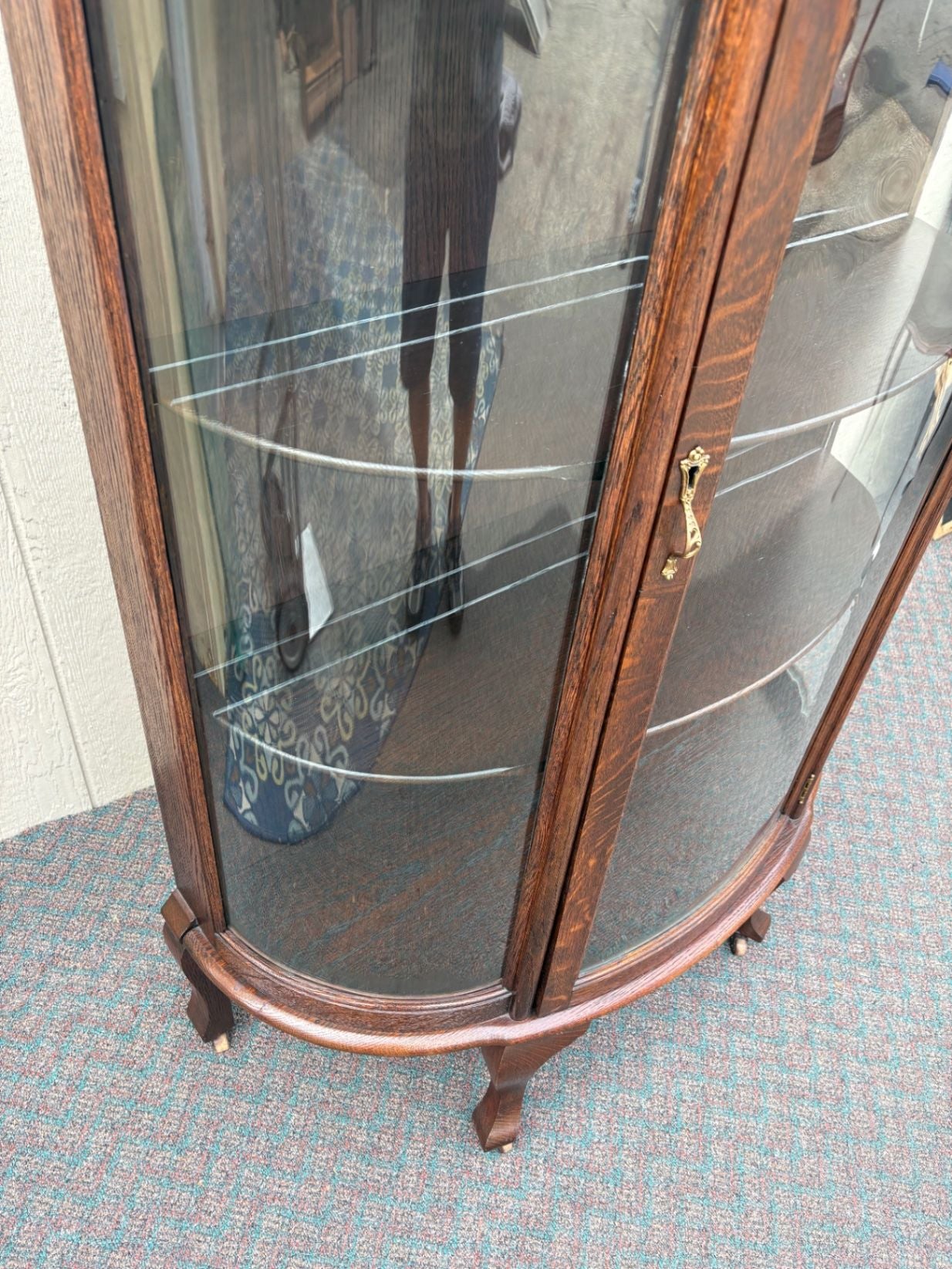 67680 Antique Bowed Oak China Cabinet with Glass Door Display
