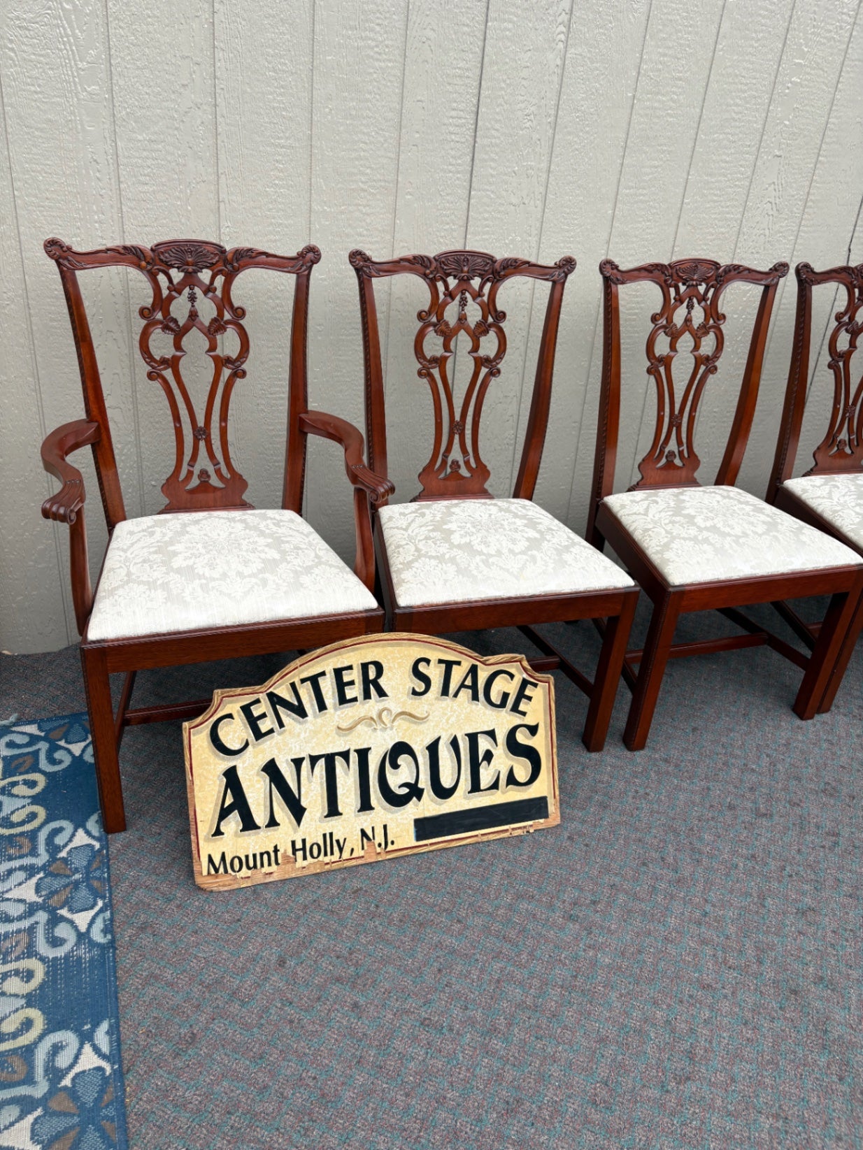 67877 Chippendale Style Dining Table with 8 Carved Chairs in Mahogany