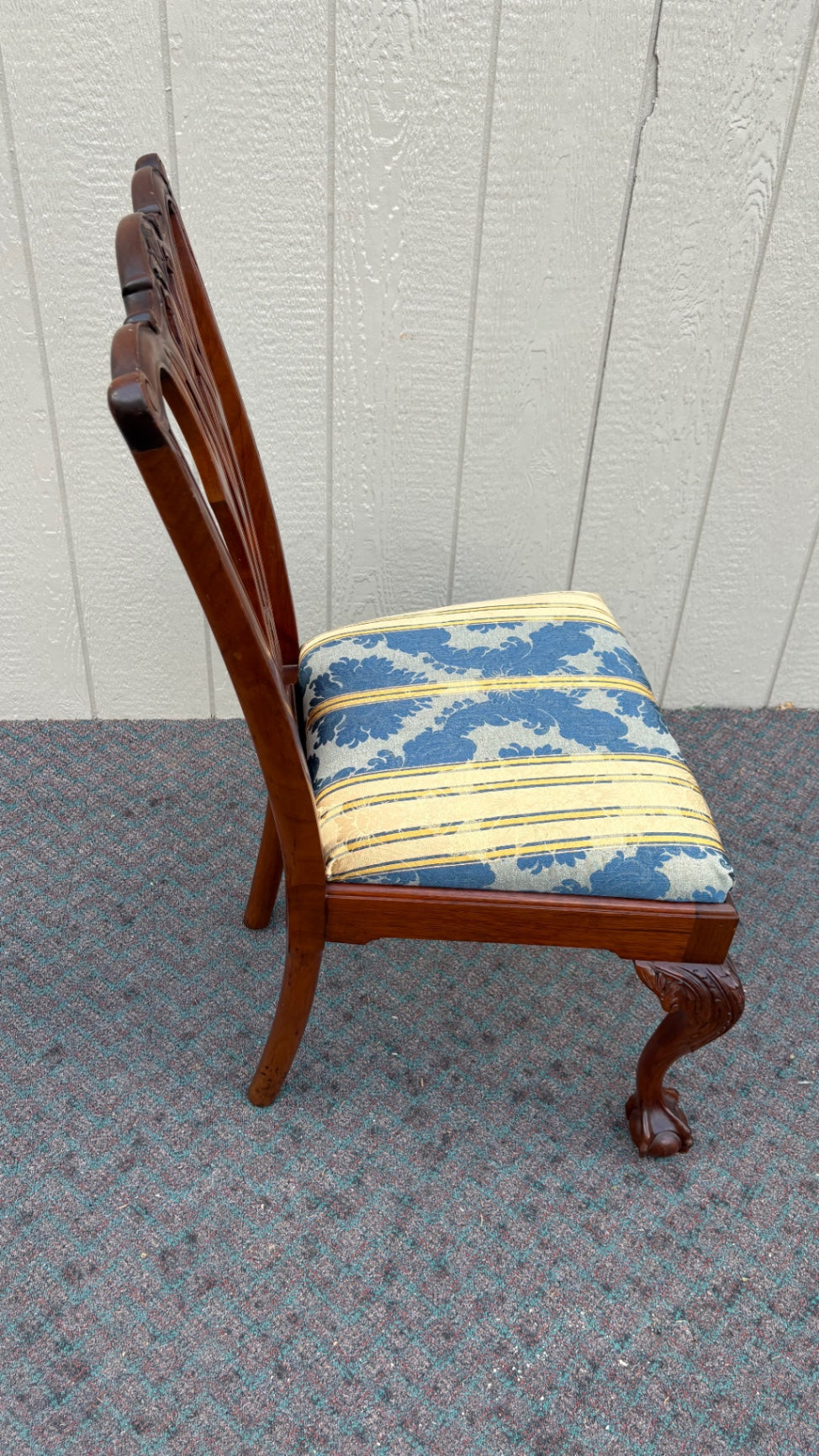67883 Set of 6 Chippendale Style Mahogany Dining Chairs with Claw Feet