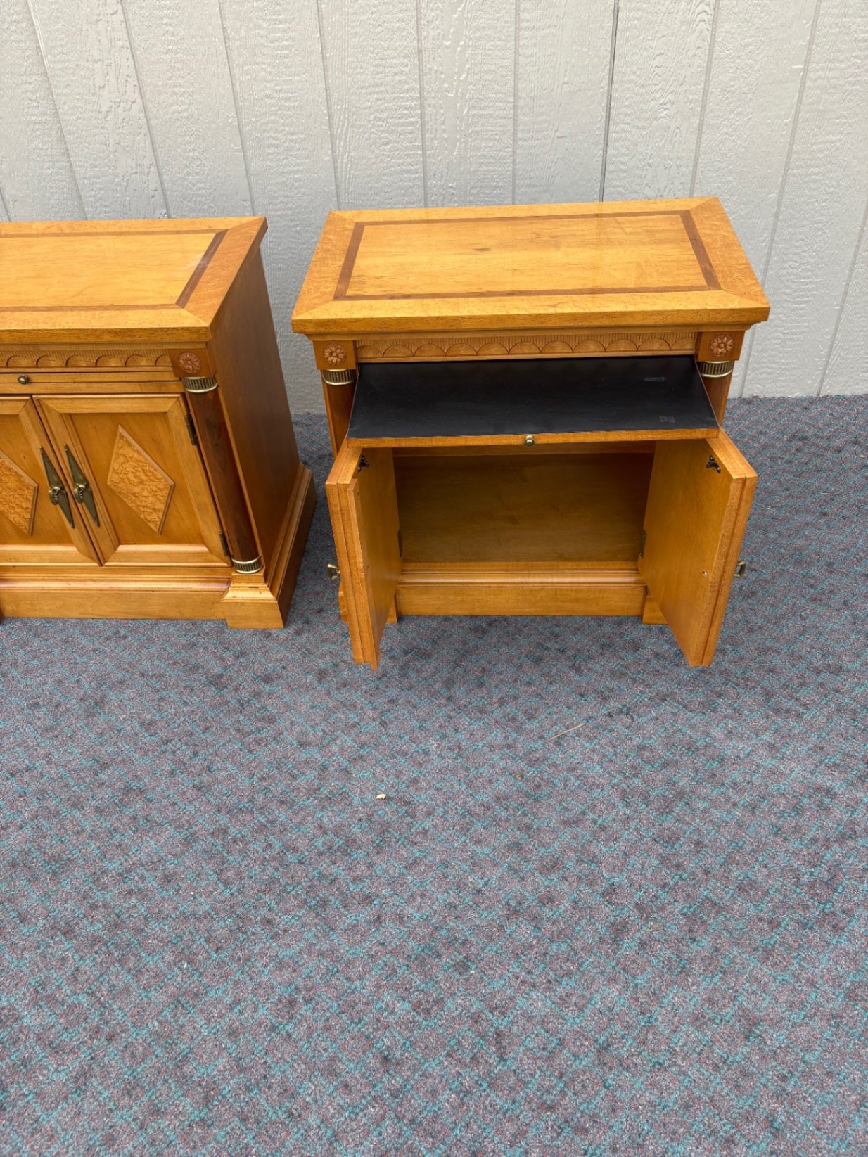 67972 Pair of Ethan Allen Neoclassical Nightstands in Honey Oak Finish