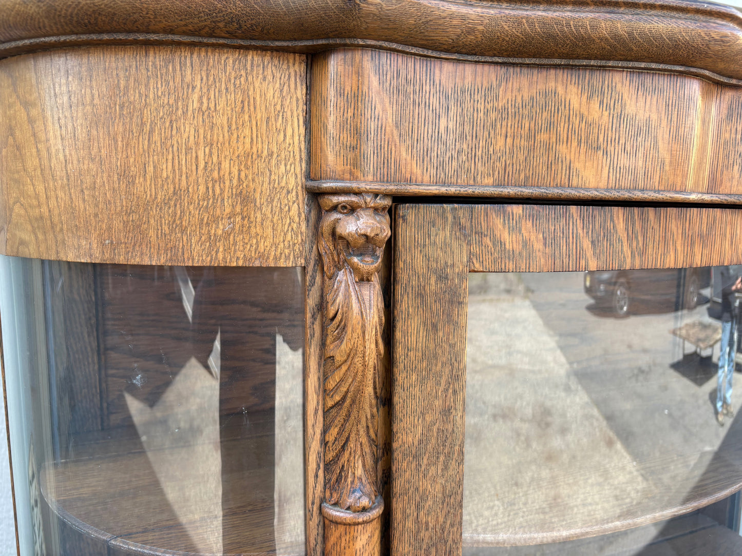 67718 Antique Oak Lion Head China Cabinet with Curved Glass Doors