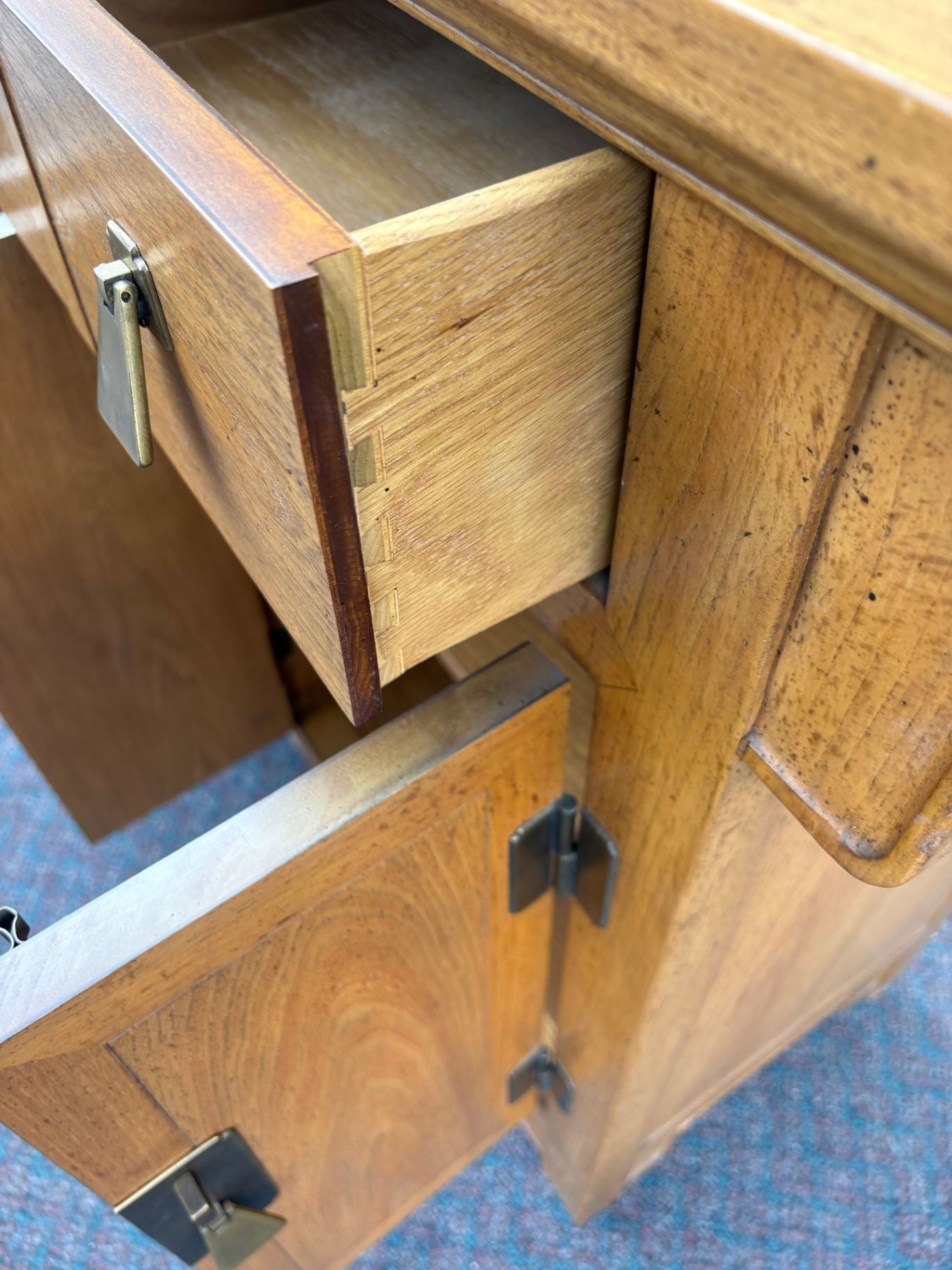 67587  Mid-Century Modern Bar Cart Server in Golden Oak
