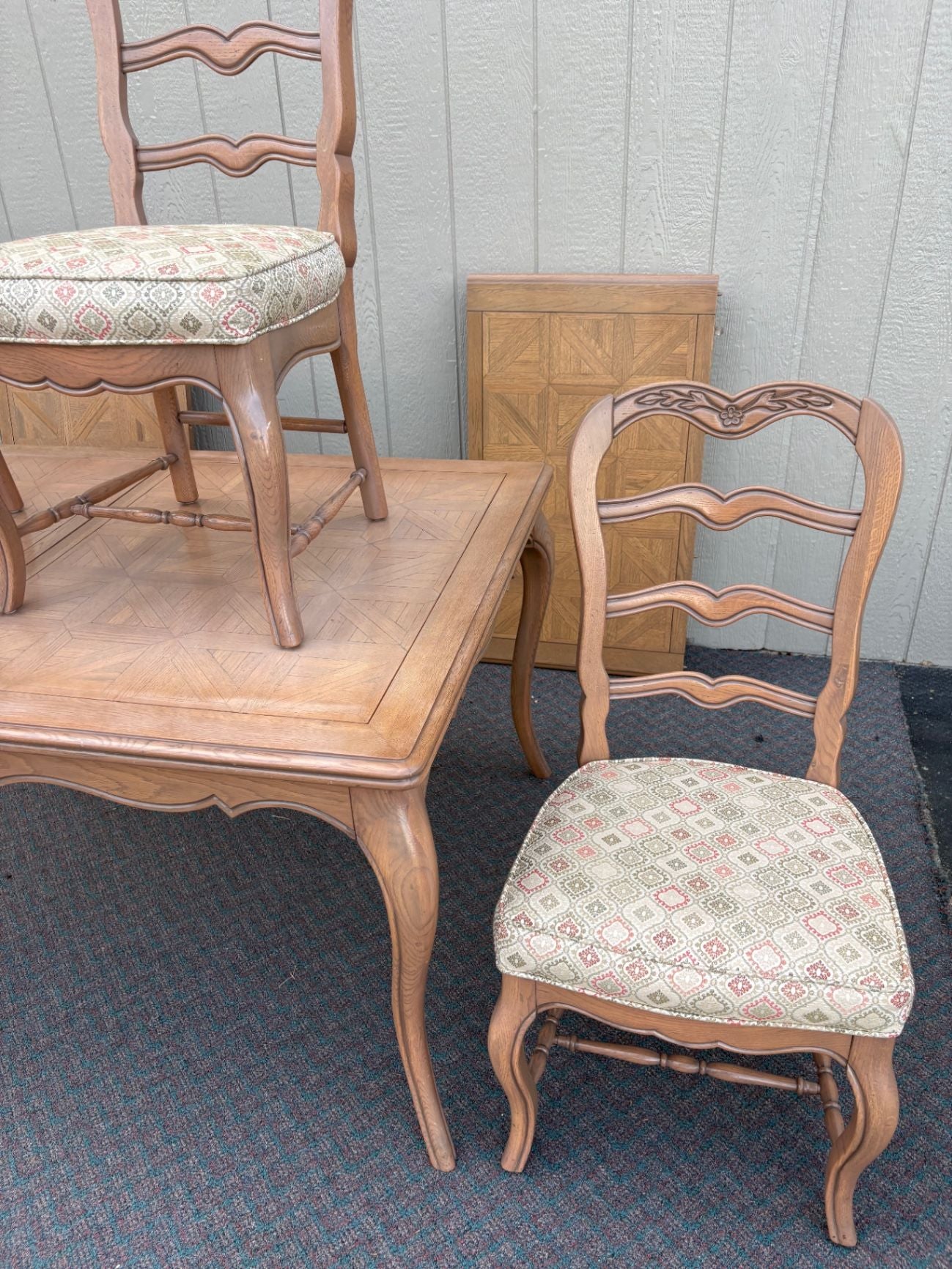 67426 French Provincial Dining Set with  Extendable Table and 6 Chairs