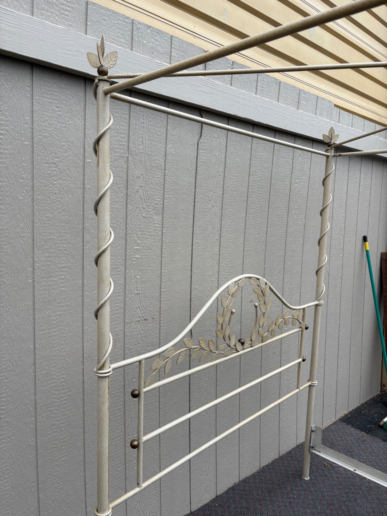 Vintage Iron Queen Size Canopy Bed with Leaf Motifs
