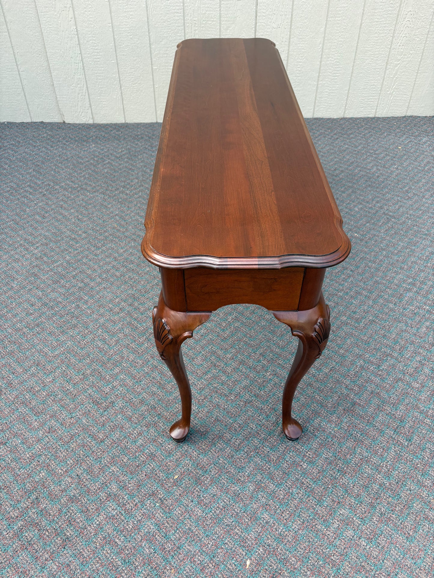 67725 Ethan Allen Queen Anne Style Mahogany Library Table