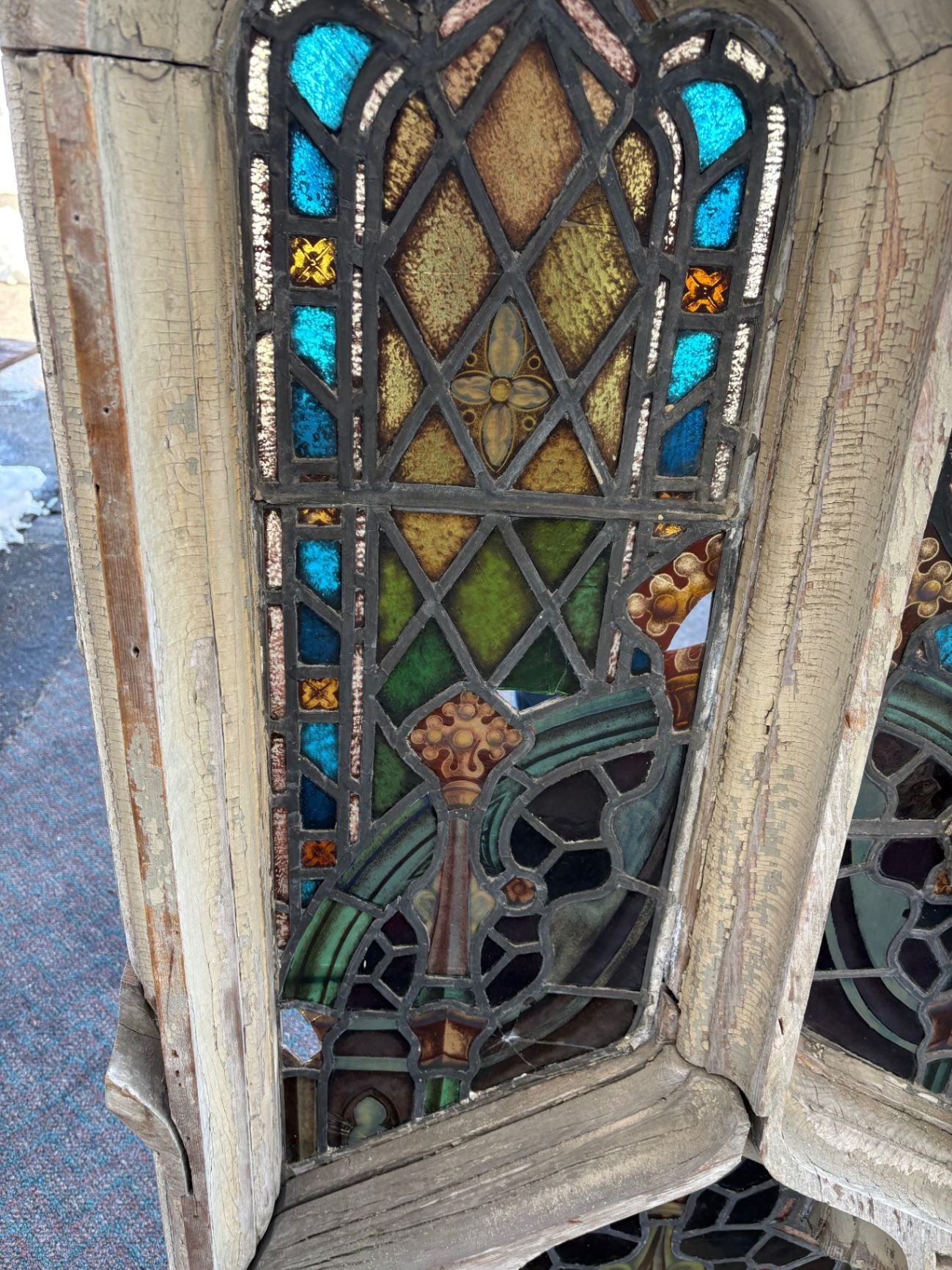 67488 Gothic Arched Stained Glass Window with Wooden Frame