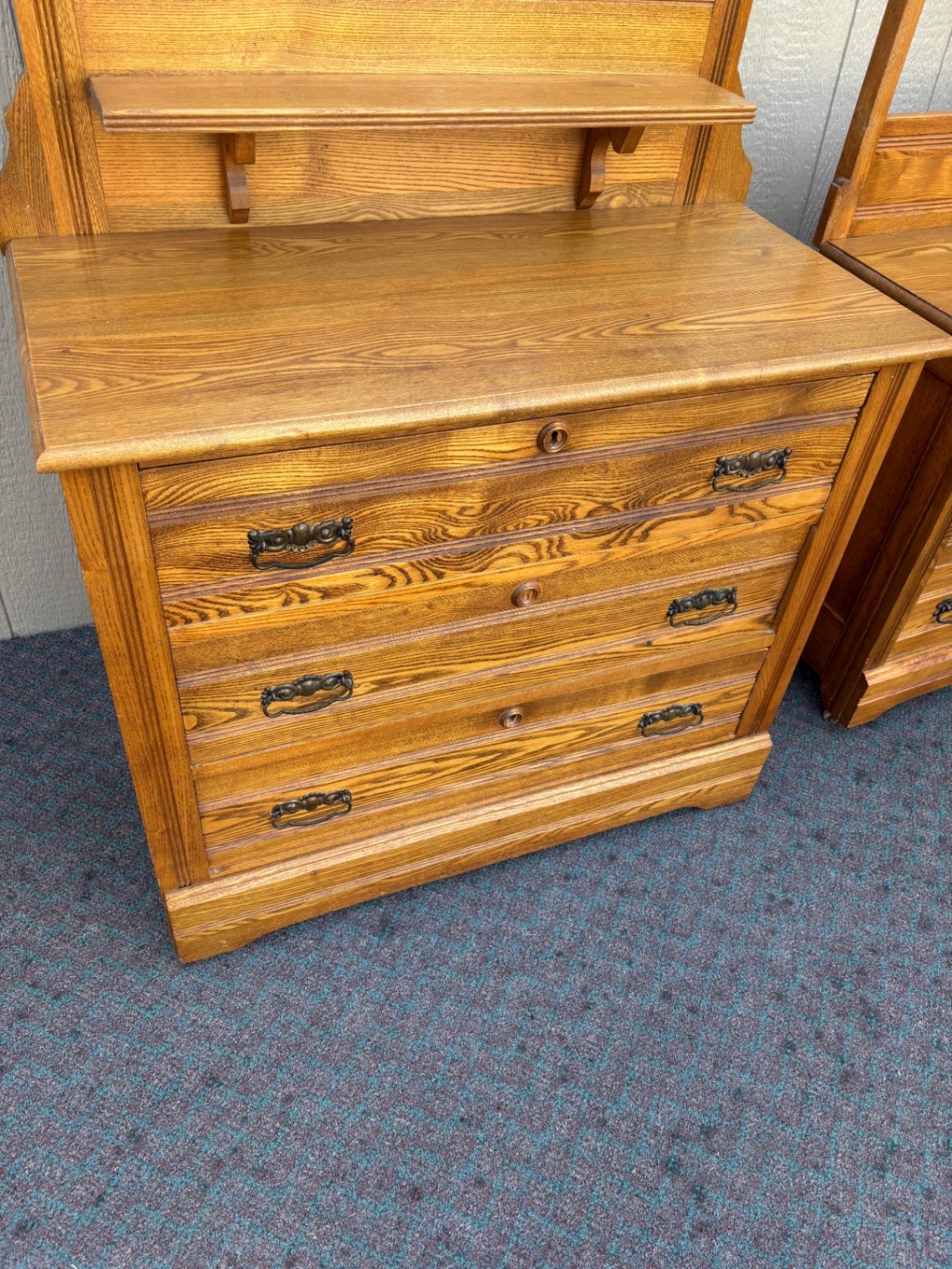 67947  Victorian Oak Bedroom Set with Full Size Bed and Dresser