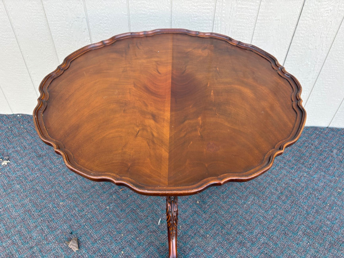 67234 Antique Chippendale Pie Crust  Table in Mahogany