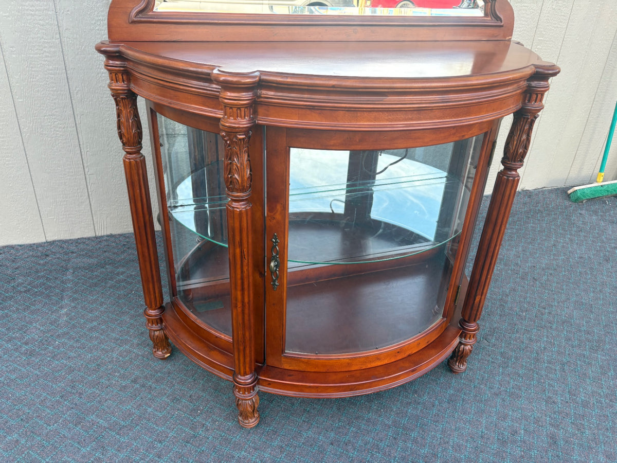 68211 Pulaski Antiques Roadshow Curio Cabinet with Mirror Back